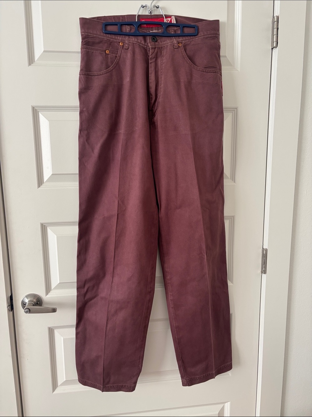 Vintage GUESS Men's Straight-Leg Chinos in Burgundy